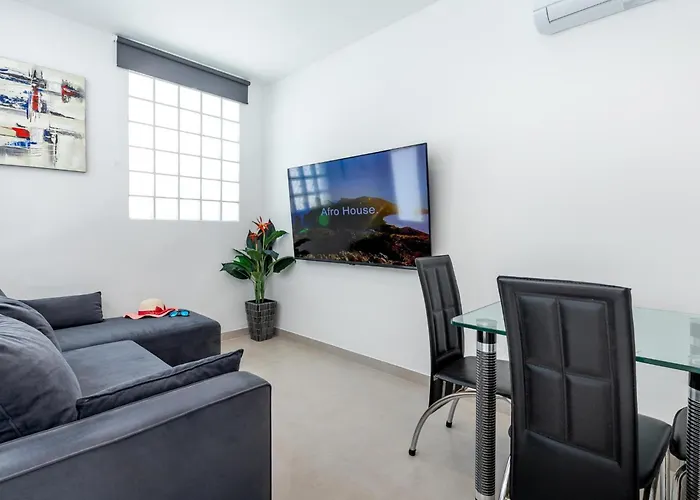 3 Charming In Americas * Playa de las Americas (Tenerife)